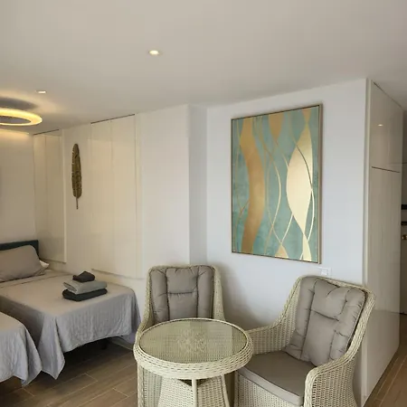 Lägenhet Renovated Panoramic Seaview Vistas *