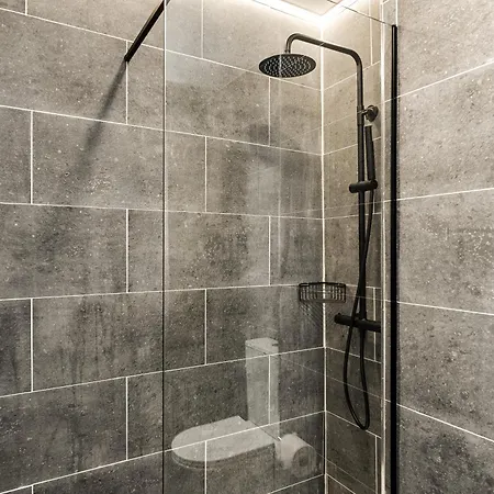 Renovated Panoramic Seaview Vistas *