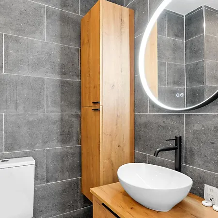 Renovated Panoramic Seaview Vistas *